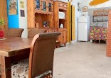 Casa � Venda no Mariscal com Jardim e Quadra de Ba