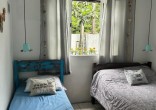 Casa � Venda no Mariscal com Jardim e Quadra de Ba