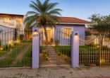Casa � Venda em Zimbros a 400 Metros da Praia