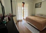Casa à Venda em Brusque SC com 4 Quartos | 240m² |