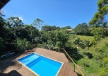 S�tio com Casa de 420 m� e Piscina � Venda em Paul
