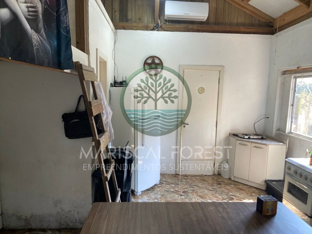 Casa charmosa cercada pela natureza no Z Amndio,