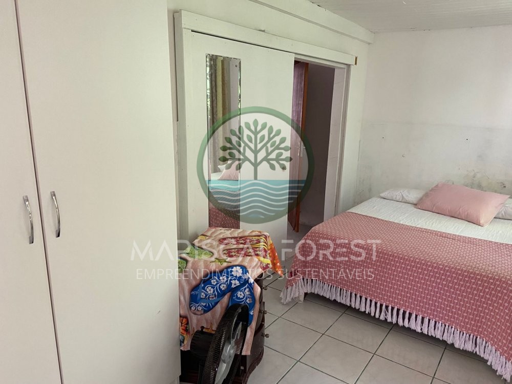 Casa charmosa cercada pela natureza no Z Amndio,