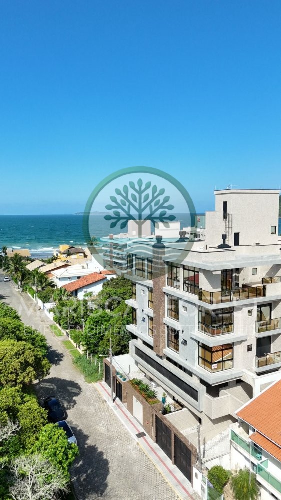 Cobertura Mobiliada com Vista para o Mar
