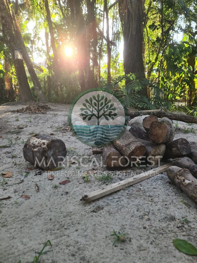Casa com Caracter�sticas de S�tio � Venda no Maris