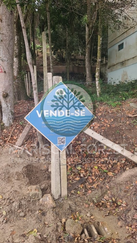 Terreno � Venda em Zimbros ? Rua Tranquila e Sem S
