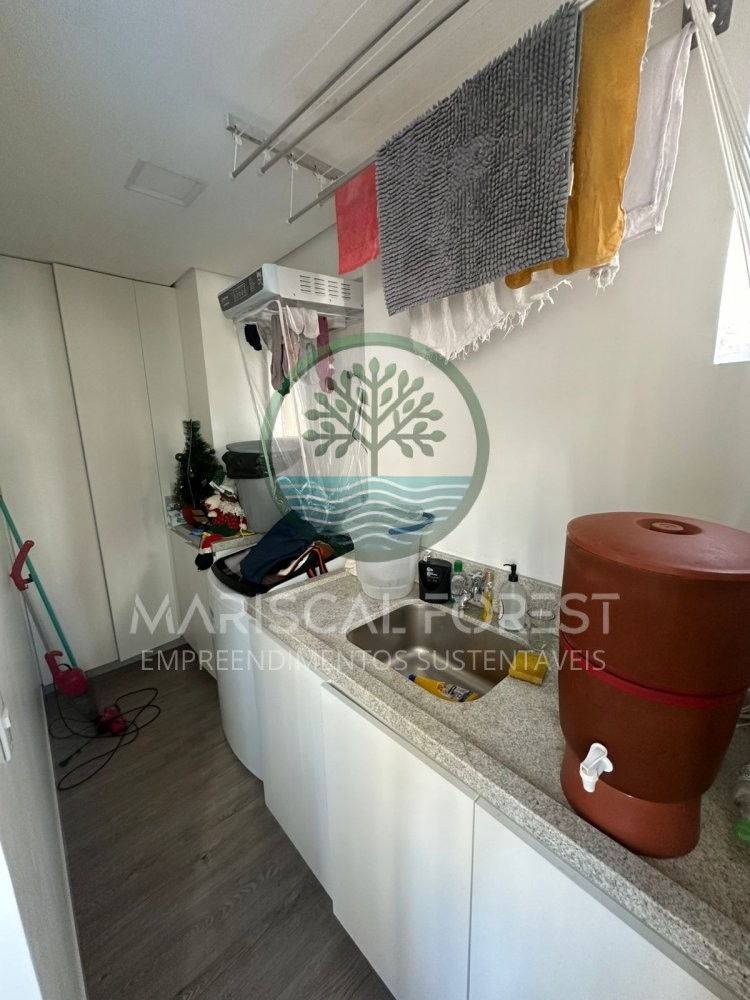 Apartamento � venda na Avenida Atl�ntica em Balne�