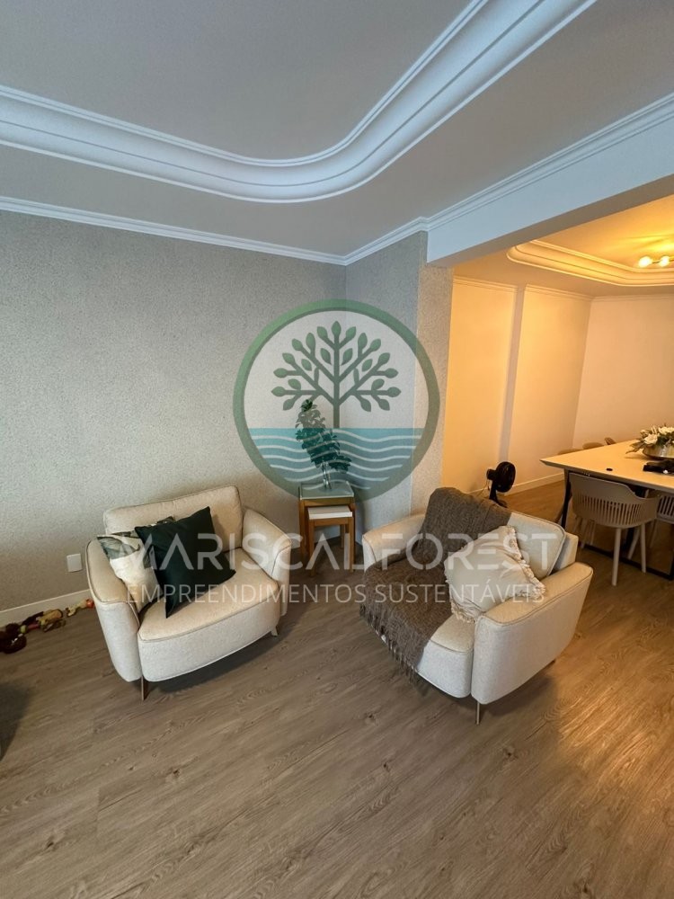 Apartamento � venda na Avenida Atl�ntica em Balne�