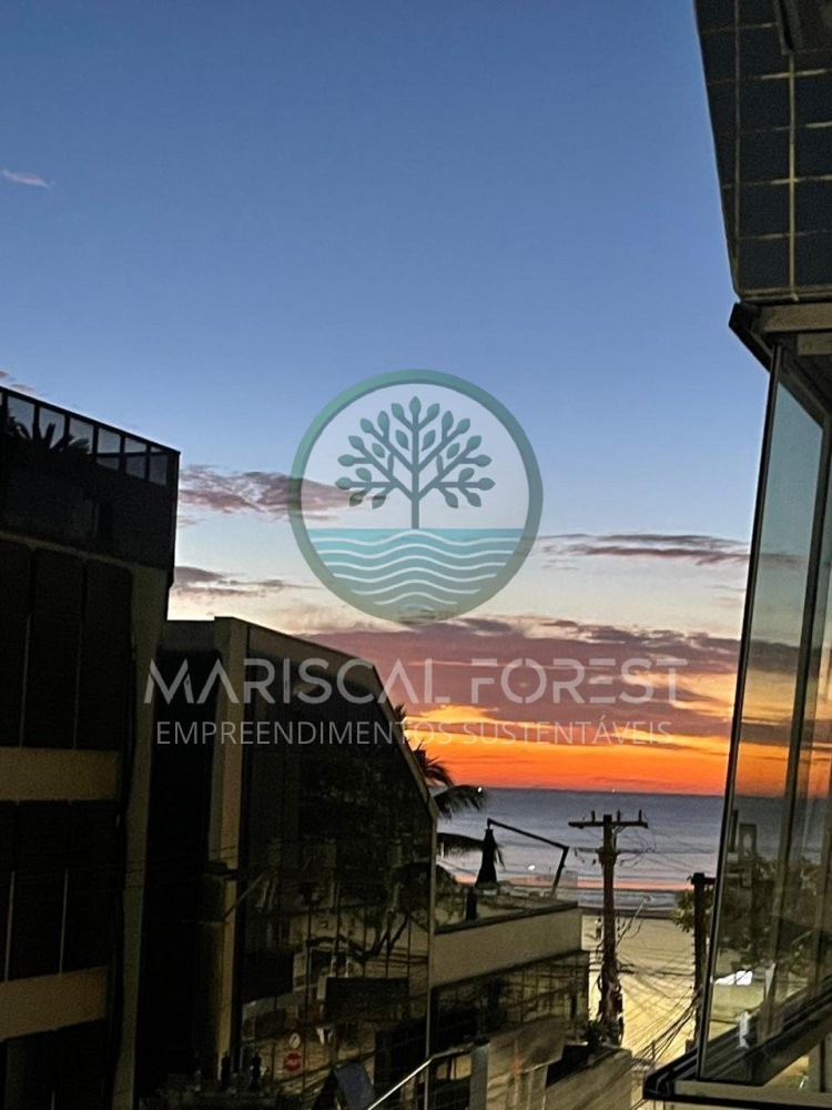 Apartamento com Vista para o Mar na Avenida Atl�nt