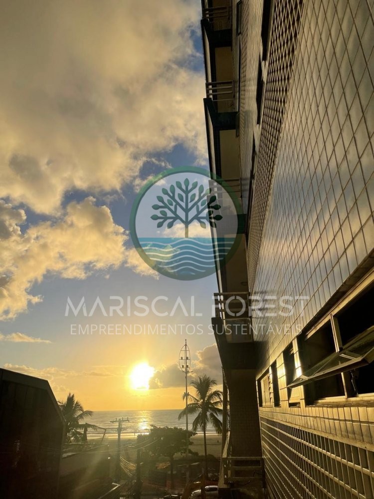 Apartamento com Vista para o Mar na Avenida Atl�nt