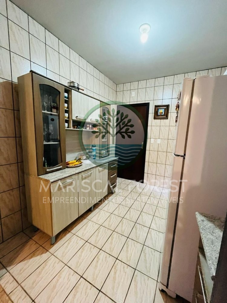 Casa � Venda em Brusque SC com 4 Quartos | 240m� |