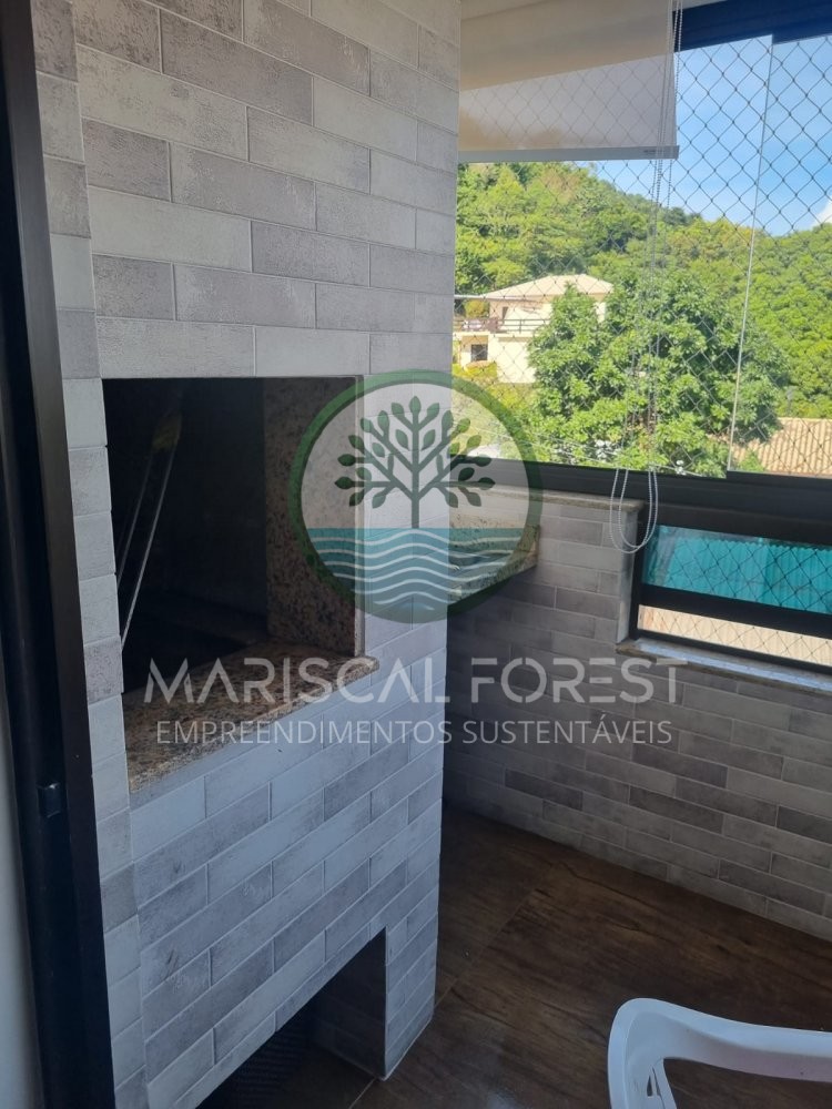 Apartamento em Jurer� Leste com Vista para o Mar |