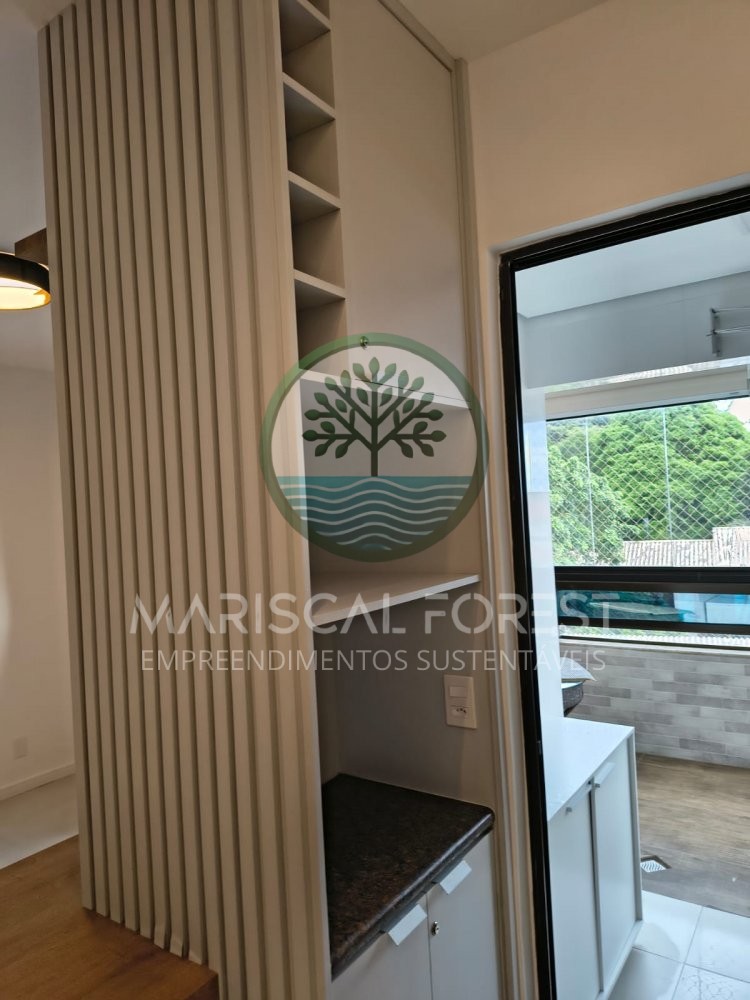 Apartamento em Jurer� Leste com Vista para o Mar |