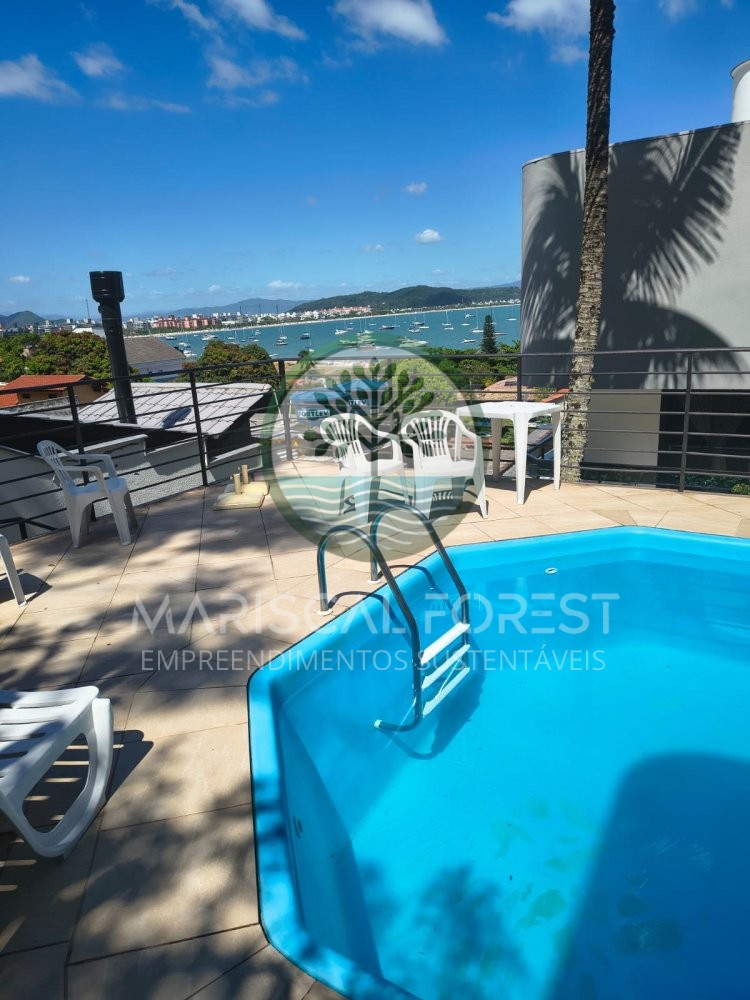 Apartamento em Jurer� Leste com Vista para o Mar |