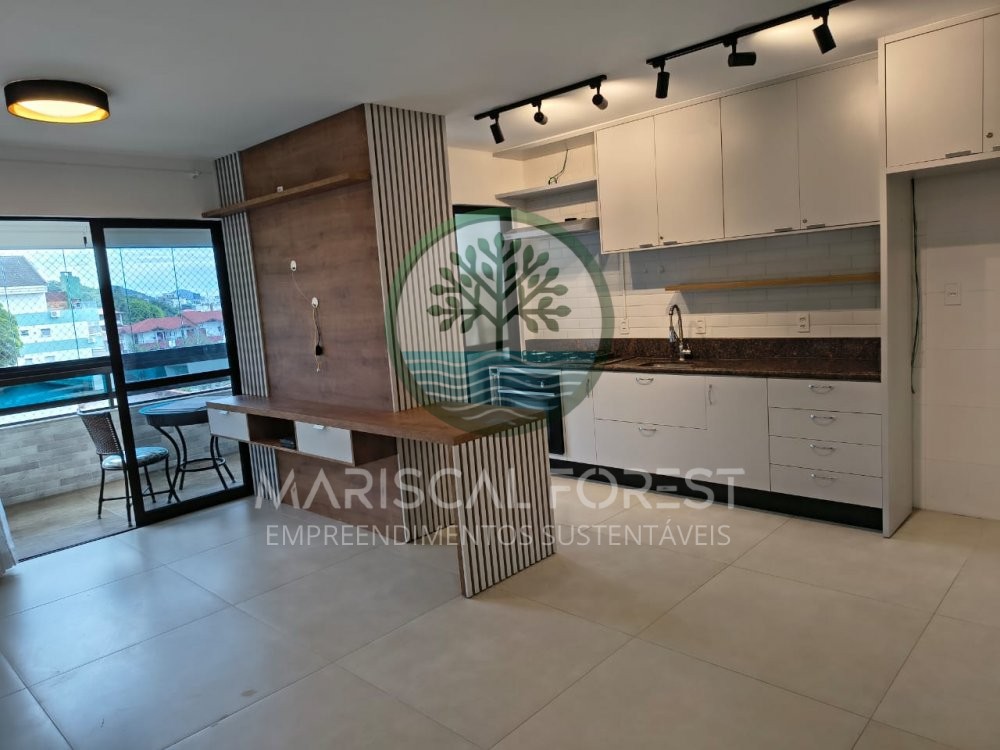 Apartamento em Jurer� Leste com Vista para o Mar |