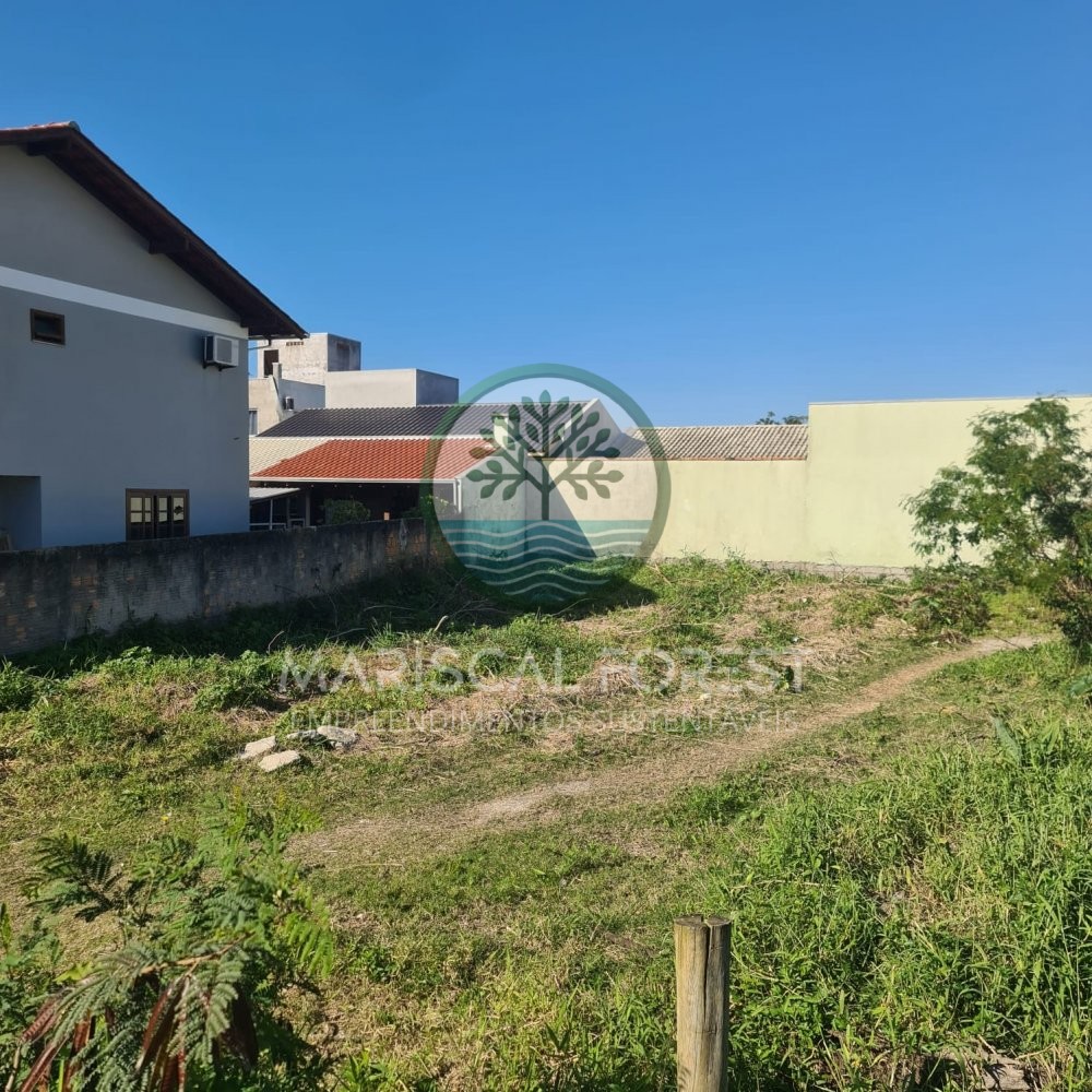 Terreno em Mariscal com 400 m�, �rea Verde e Rua s