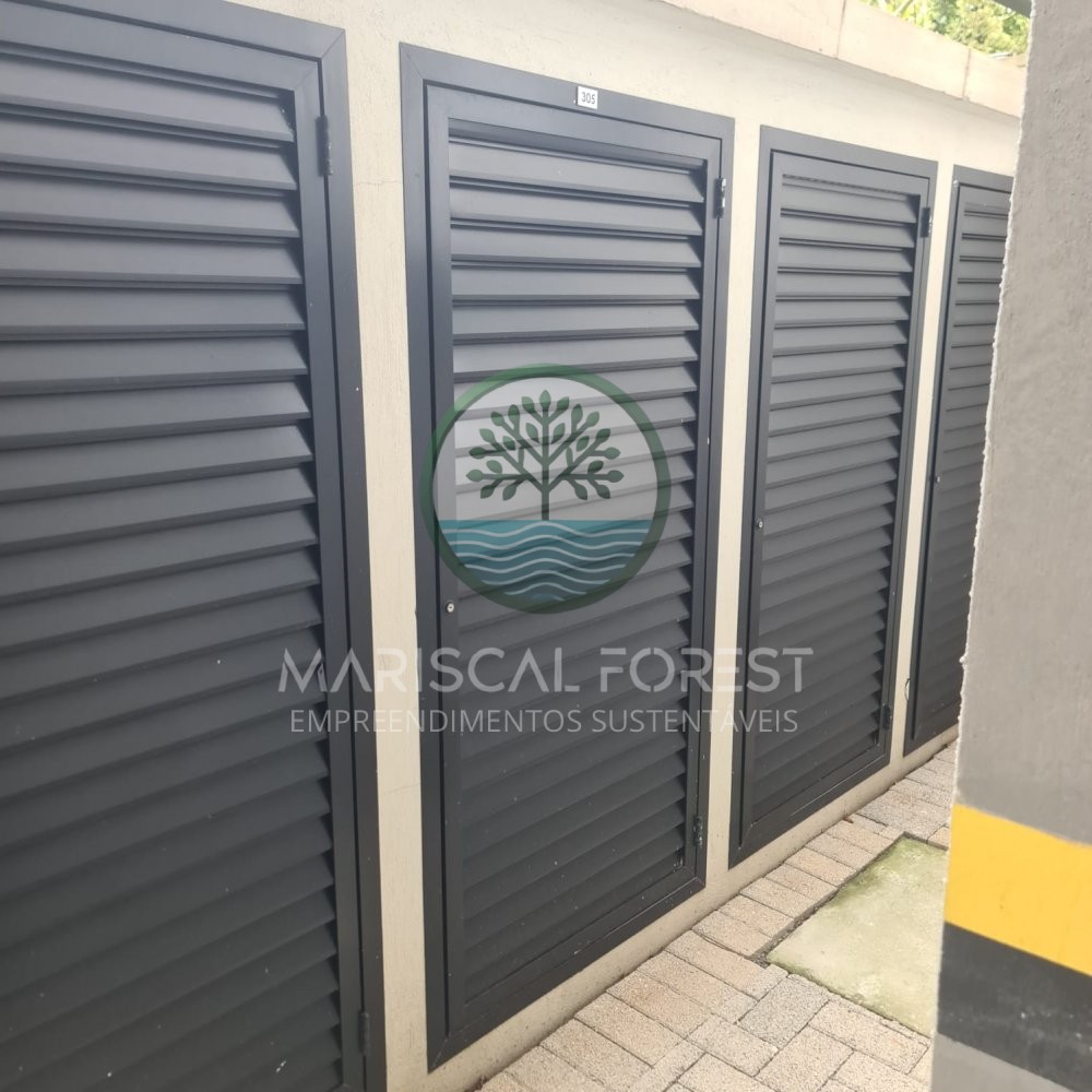Cobertura Duplex com 3 Su�tes � Venda no Mariscal,