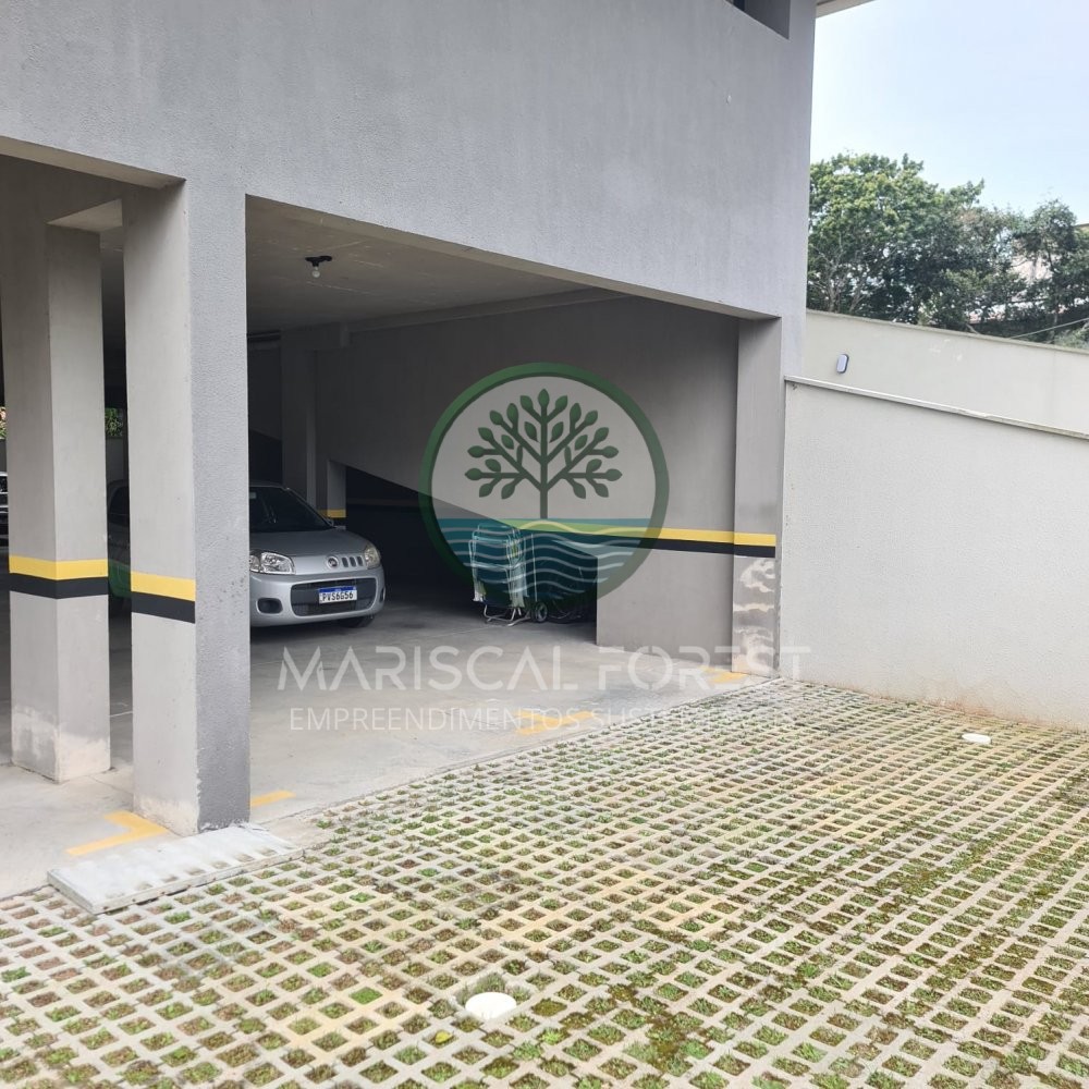 Cobertura Duplex com 3 Su�tes � Venda no Mariscal,