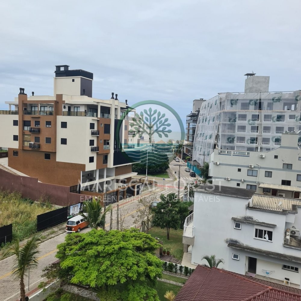 Cobertura Duplex com 3 Su�tes � Venda no Mariscal,