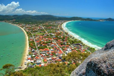 Terreno em Mariscal com 400 m�, �rea Verde e Rua s